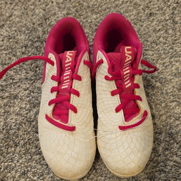 Under Armour Fuchsia and Cream Sports Cleats - Picture 2 of 5
